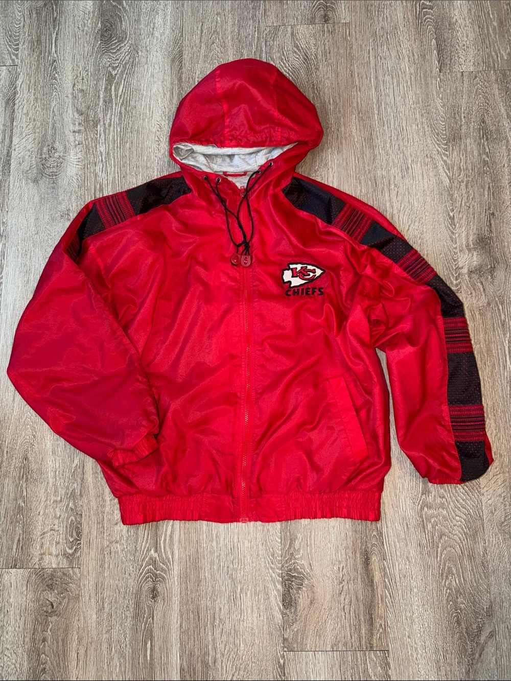 Vintage NFL game day Kansas City Chiefs Red Black Hooded Bomber Jacket fan gear